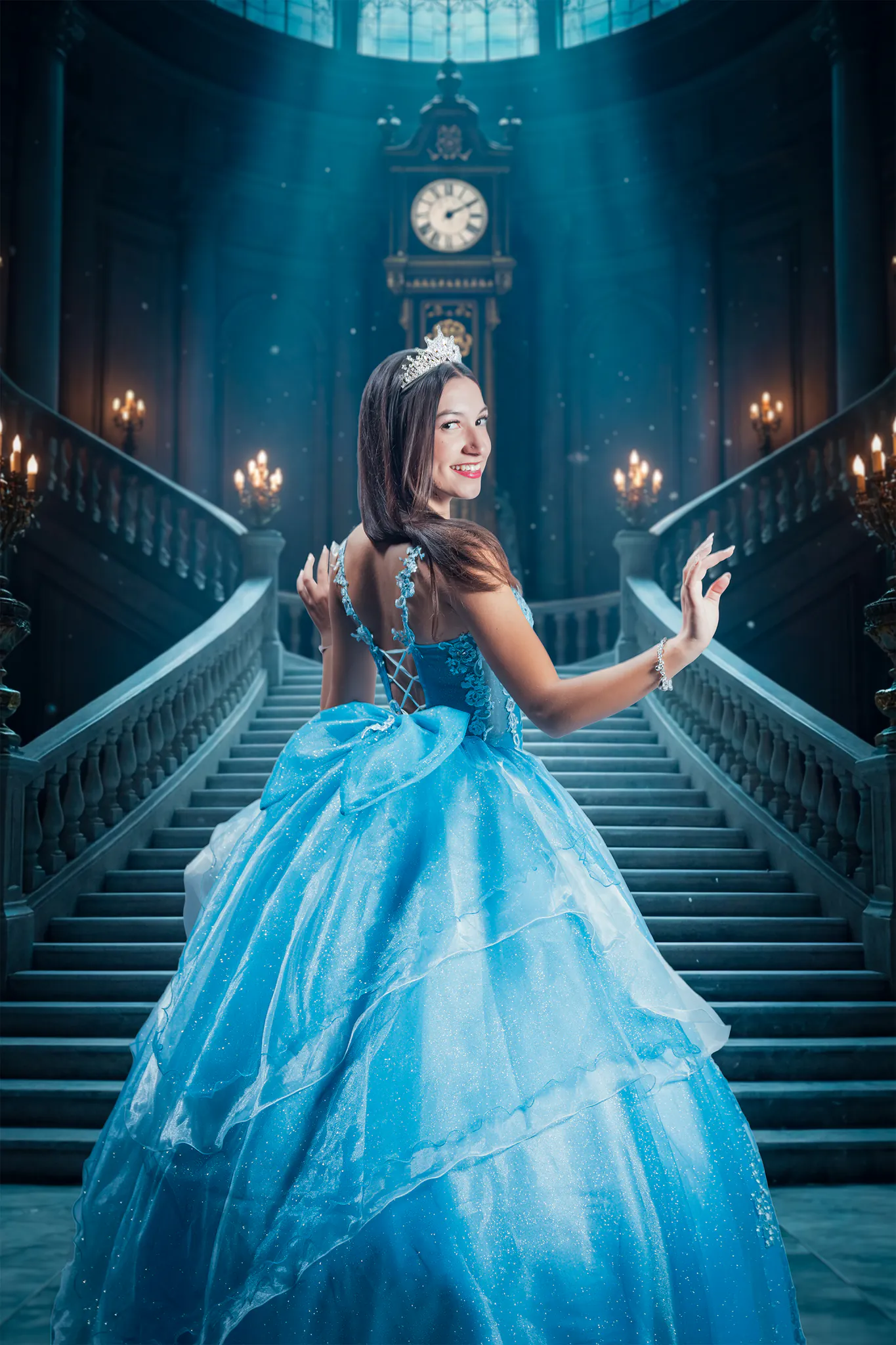 Fotografía fine art de sesión de quince años en escalera