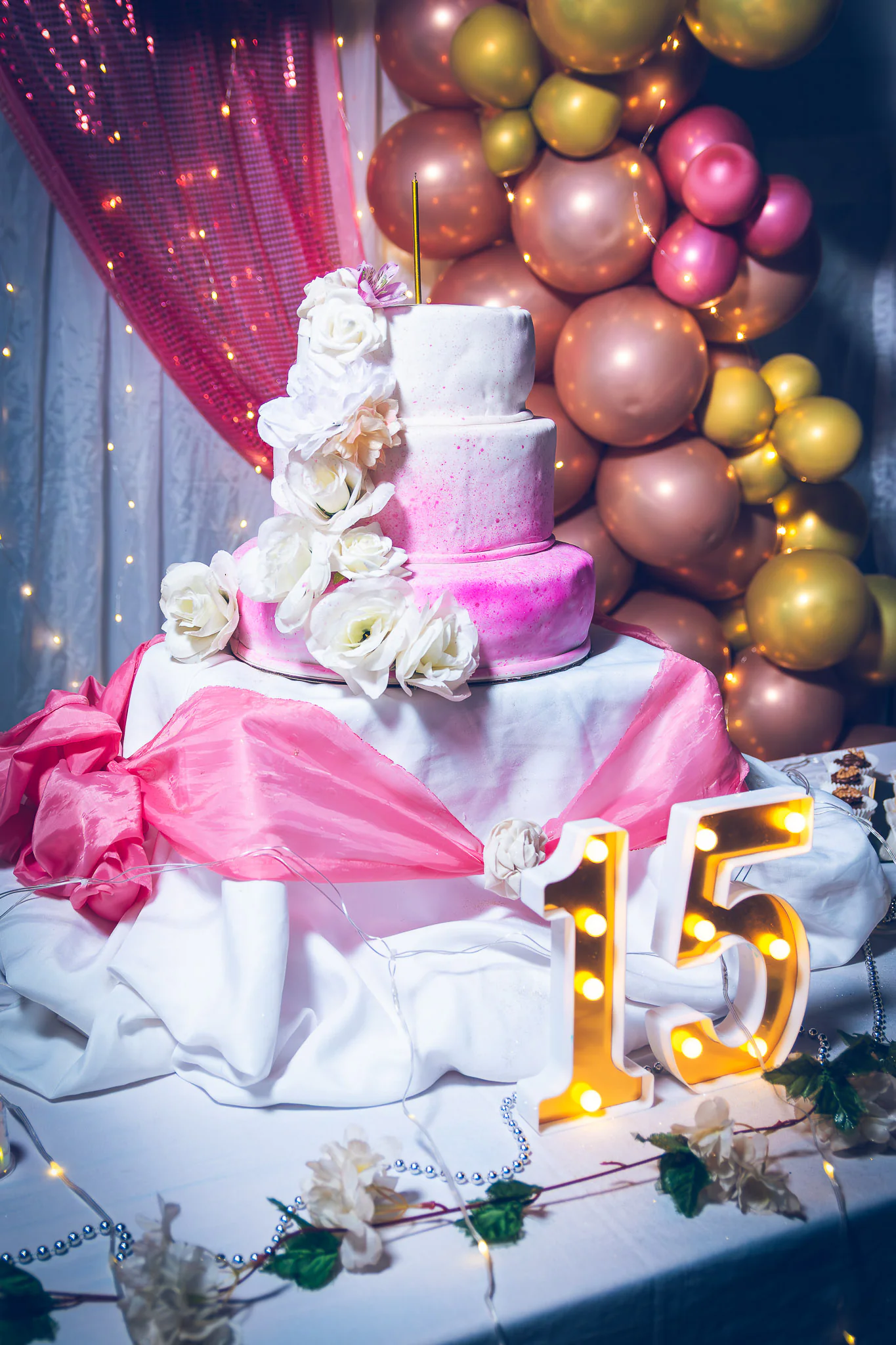 Torta de la fiesta de 15 años